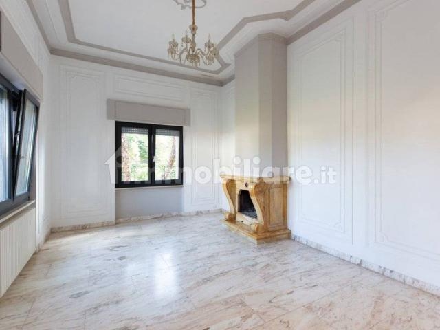 Villa Indipendente in affitto a Grottaferrata, Roma Capitale