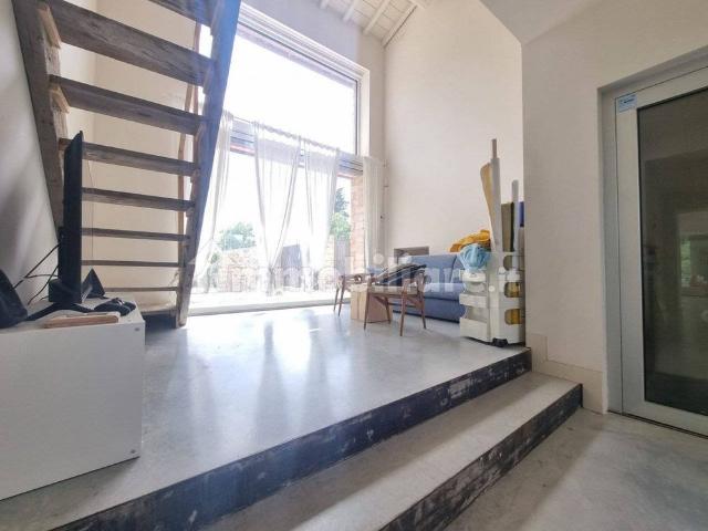 Villa Indipendente in affitto a Unione di Comuni Valdarno e Valdisieve, Pontassieve
