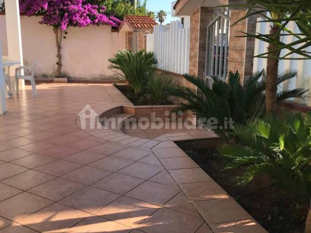 Villa Indipendente in affitto a Puglia, Taranto