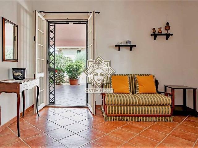 Villa Indipendente in affitto a Ognina, Siracusa