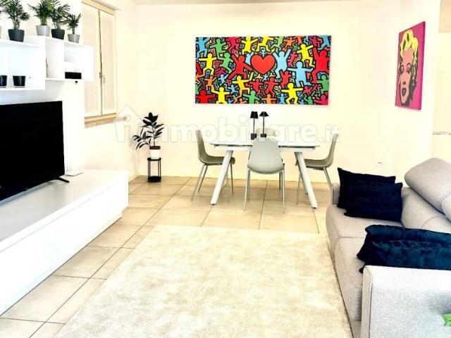 Villa Indipendente in affitto a Crociale, Manerba Del Garda