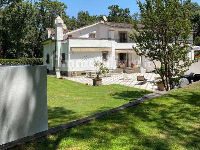 Villa Indipendente in affitto a Cagliari, Sardigna/Sardegna