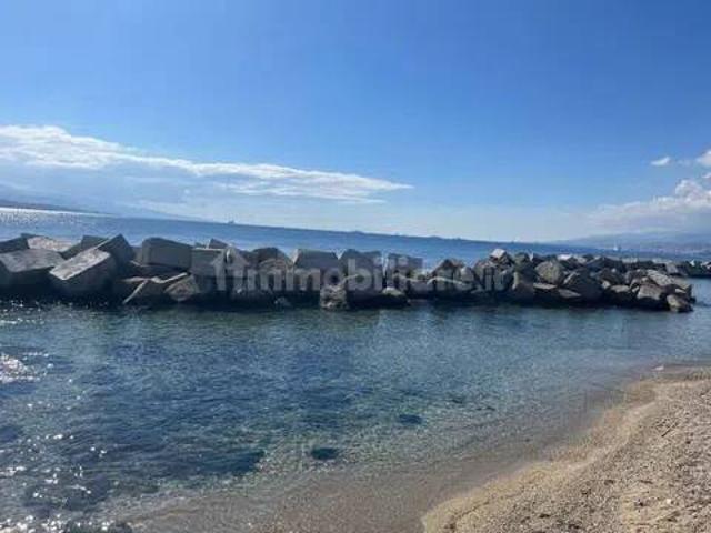 Villa Indipendente in affitto a Sperone, Messina