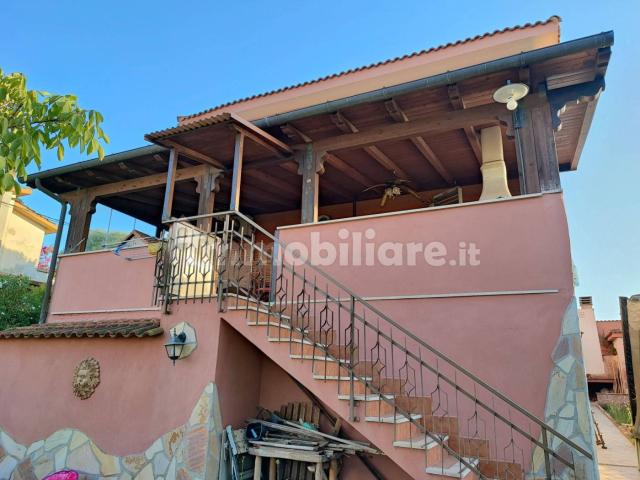 Villa Indipendente in affitto a Pozzillo, Acireale