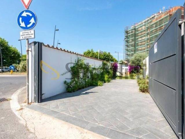 Villa Indipendente in affitto a Roma Capitale, Lazio