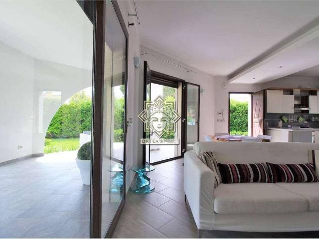 Villa Indipendente in affitto a Arenella, Siracusa