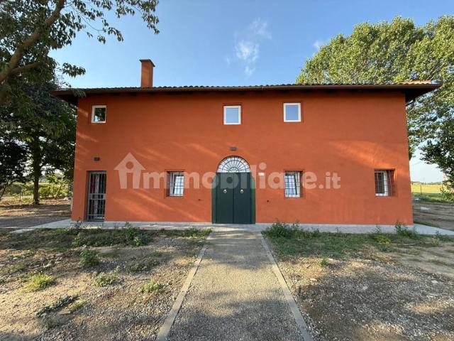 Villa Indipendente in affitto a Unione Reno Galliera, Castel Maggiore