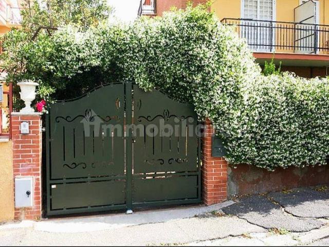 Villa Indipendente in affitto a Lido di Enea, Roma Capitale