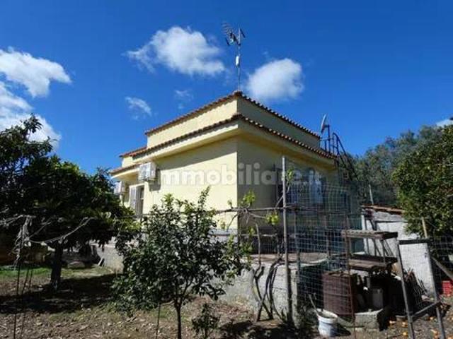 Villa Indipendente in affitto a Priolo Gargallo, Sicilia