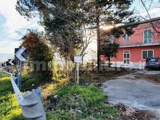 Villa Indipendente in affitto a Roseto Degli Abruzzi, Abruzzo