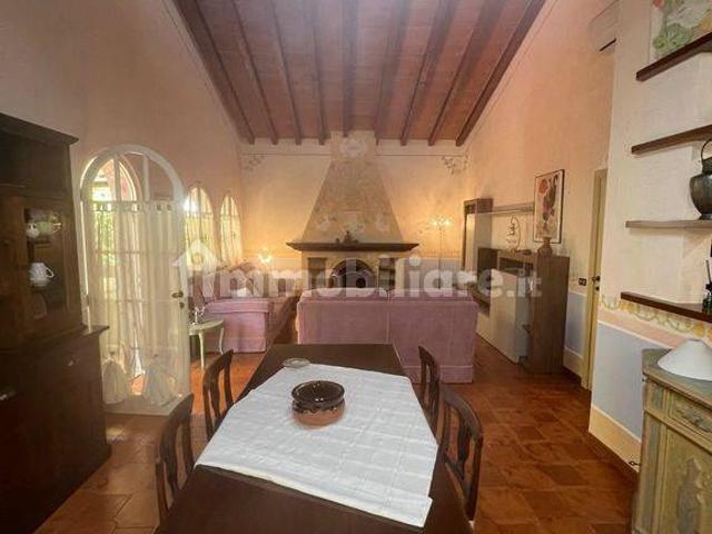 Villa Indipendente in affitto a Villafranca Di Verona, Veneto