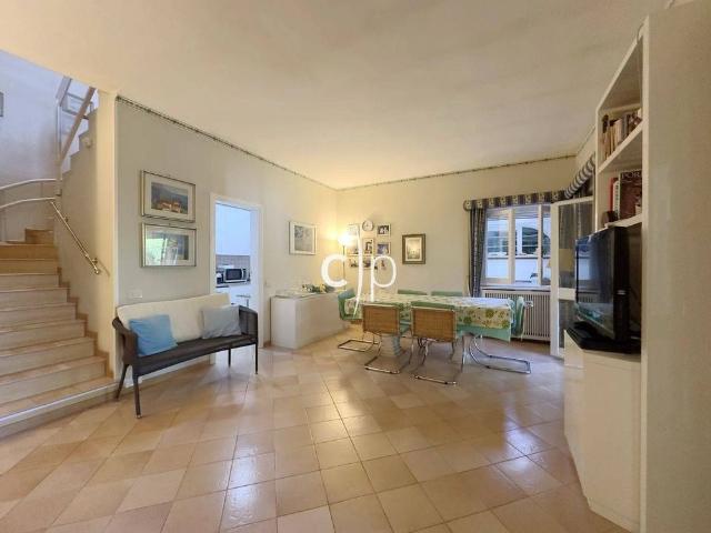 Villa Indipendente in affitto a Fregene, Roma Capitale