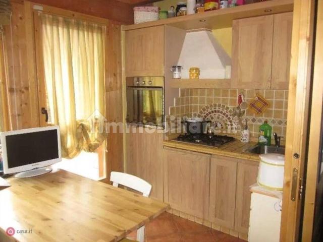 Villa Indipendente in affitto a Onore, Lombardia