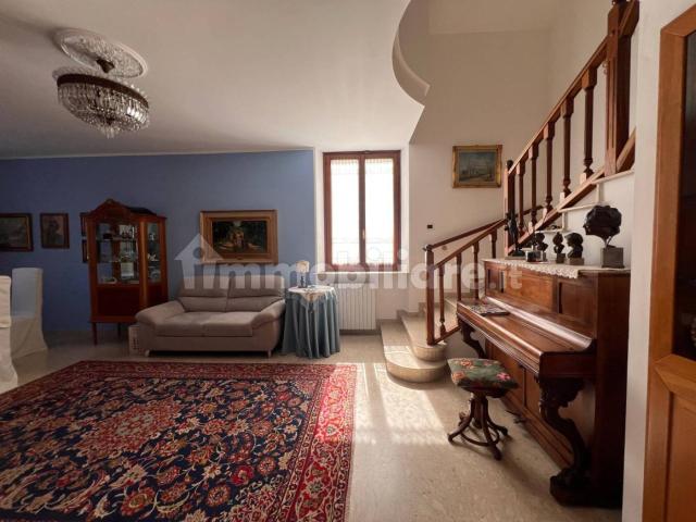 Villa Indipendente in affitto a Pescara, Abruzzo