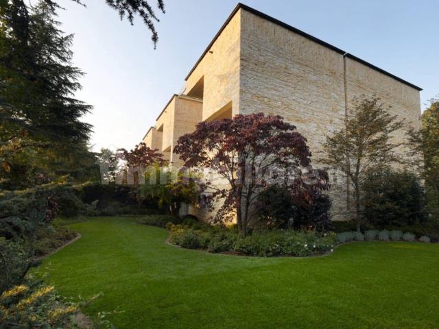 Villa Indipendente in affitto a Sartirana, Merate