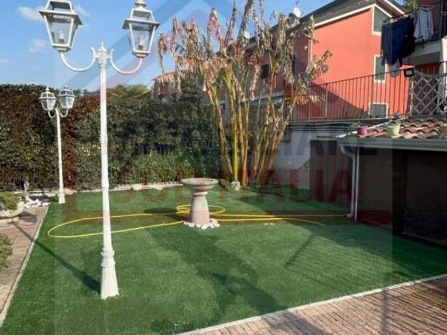 Villa Indipendente in affitto a Unione dei Comuni I Fontanili, Casarile