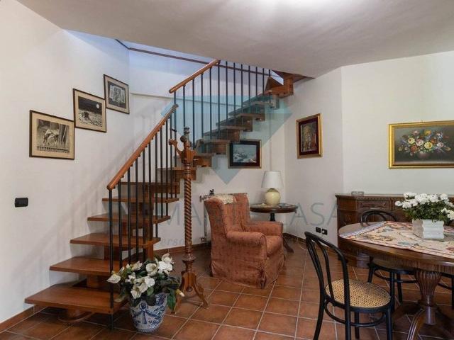 Villa Indipendente in affitto a Viagrande, Catania