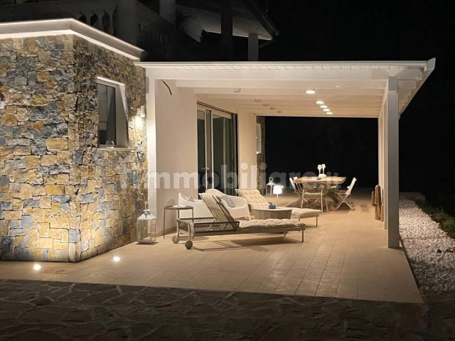 Villa Indipendente in affitto a Centola, Campania