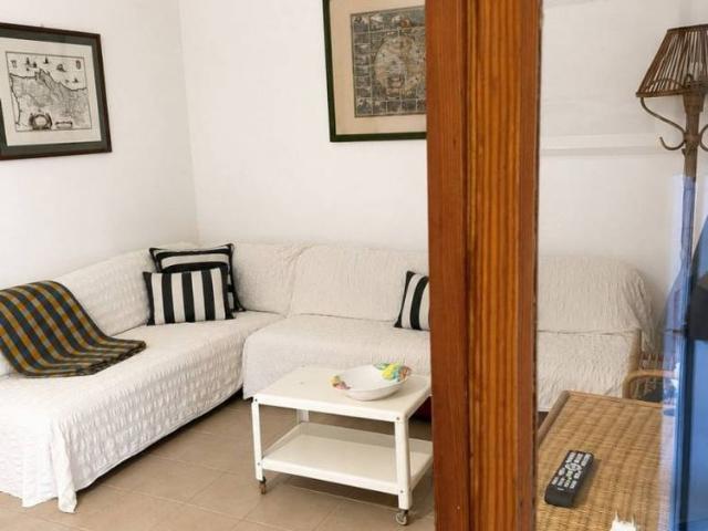 Villa Indipendente in affitto a Marina di San Nicola, Roma Capitale