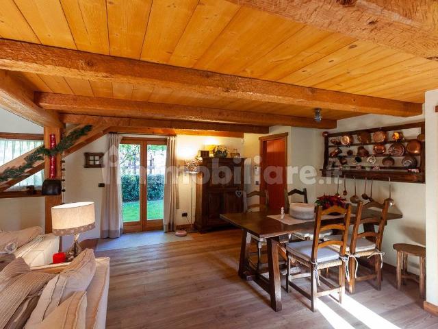 Villa Indipendente in affitto a Courmayeur, Aosta