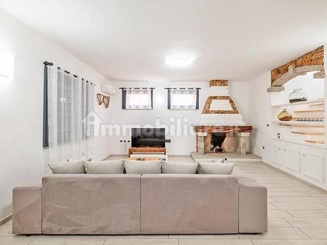 Villa Indipendente in affitto a Puglia, Taranto