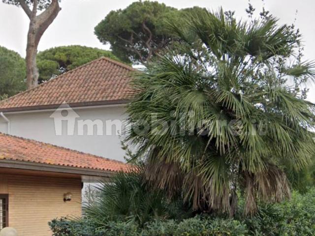 Villa Indipendente in affitto a Fregene, Roma Capitale