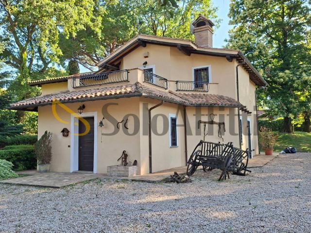 Villa Indipendente in affitto a Roma Capitale, Lazio