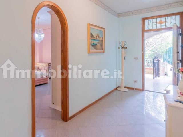 Villa Indipendente in affitto a VII Circoscrizione, Palermo
