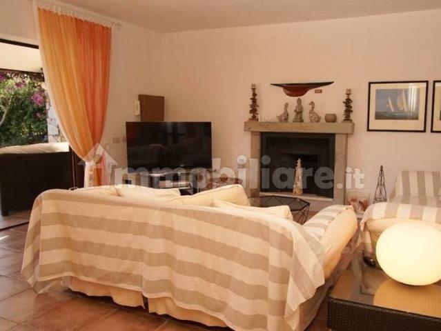Villa Indipendente in affitto a Domus De Maria, Sardigna/Sardegna