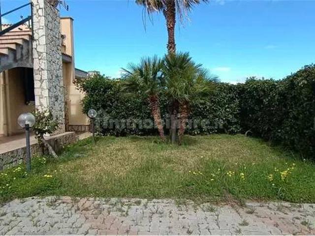 Villa Indipendente in affitto a Campofelice Di Roccella, Sicilia