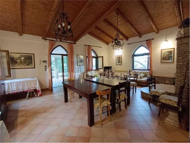 Villa Indipendente in affitto a San Valentino, Puglia