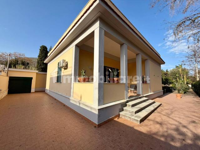 Villa Indipendente in affitto a VII Circoscrizione, Palermo