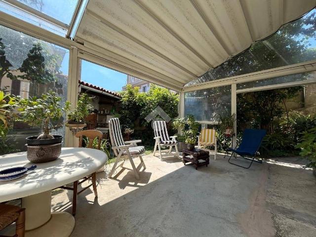 Villa Indipendente in affitto a Ponente, Serra Riccò