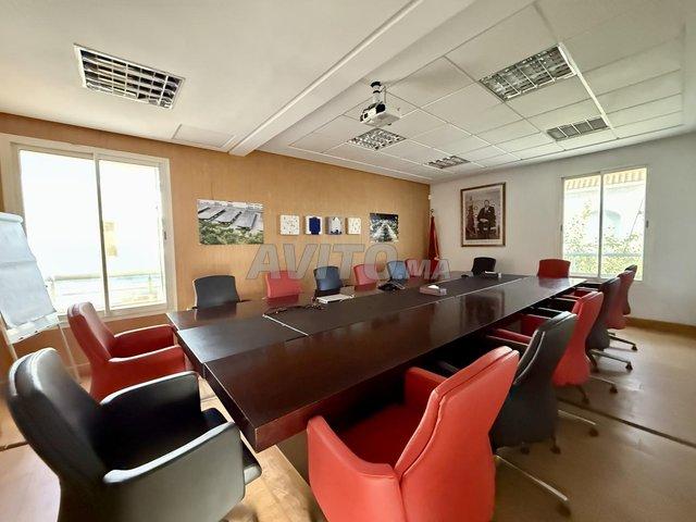 Bureau location à Hay Riad, Berkane