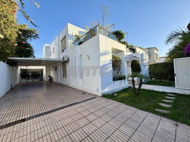 Bureau location à Hay Riad, Berkane