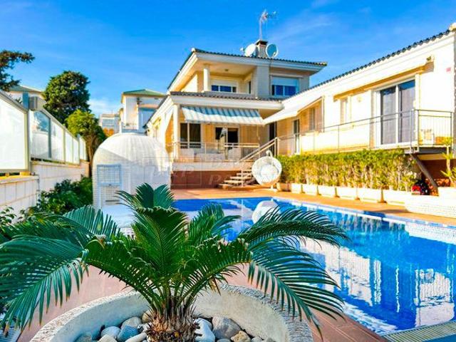 Chalet en venta en La Mata, el Baix Segura / La Vega Baja