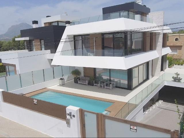Villa en venta en Altea