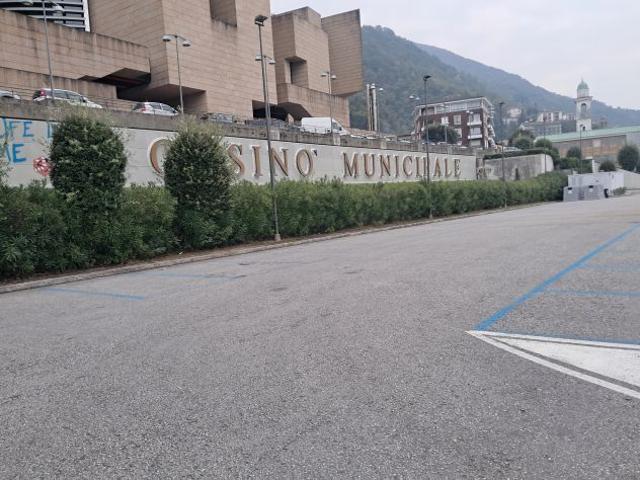 Villa Indipendente in vendita a Campione d'Italia