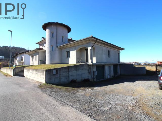 Villa Indipendente in vendita a Piemonte, Cuneo