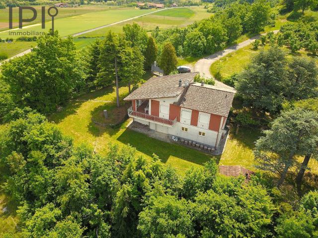 Villa Indipendente in vendita a Piemonte, Alessandria