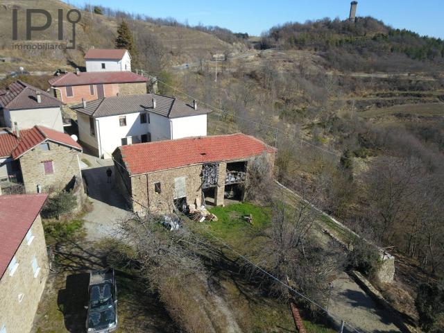 Villa Indipendente in vendita a Piemonte, Asti