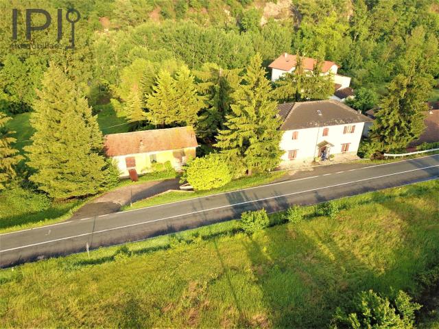 Villa Indipendente in vendita a Piemonte, Alessandria