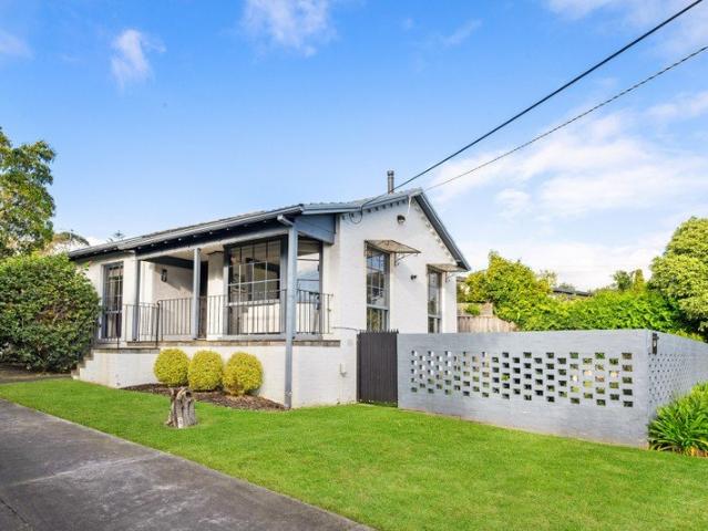 Townhouse for sale in Camerons Creek, Victoria
