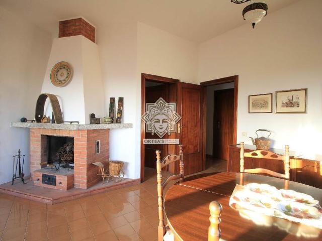 Villa Indipendente in affitto a Avola Antica, Avola