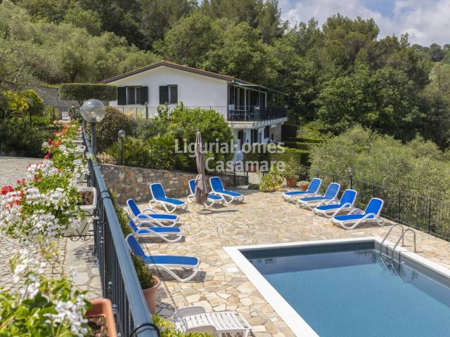 Villa Indipendente in vendita a Imperia, Liguria