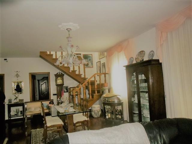 Villa Indipendente in vendita a Cerreta, Castelnuovo Magra