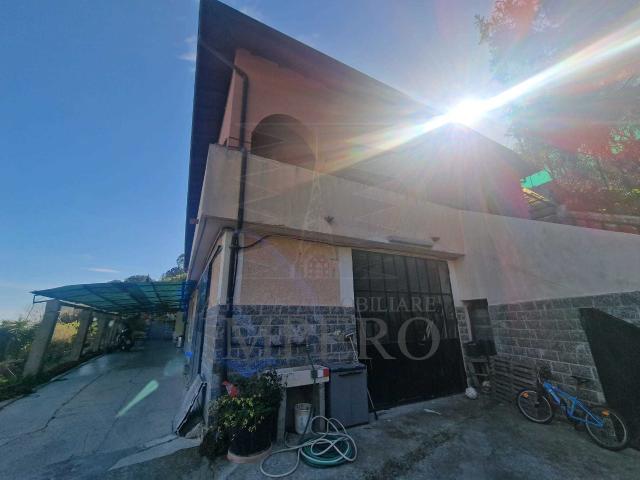 Villa Indipendente in vendita a Ventimiglia, Liguria