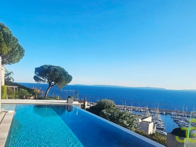 Villa vente à Arrondissement de Toulon, Le Lavandou