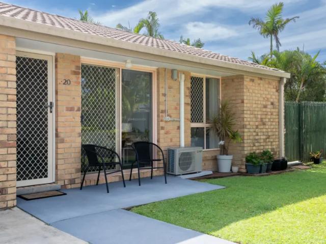 Villa for sale in Fernbrook, Queensland