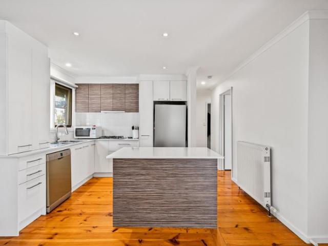 Villa for sale in Camerons Creek, Victoria